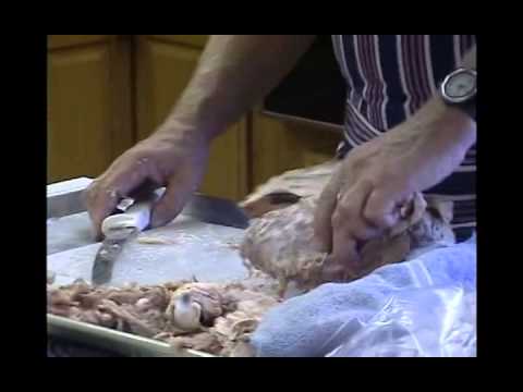 Chuck How to Cut a Turkey 2005 SG CS38